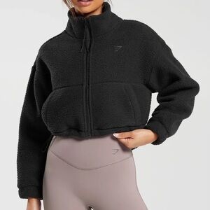 GYMSHARK Elevate Fleece Sherpa Cropped Midi Jacket in Black - Size Small